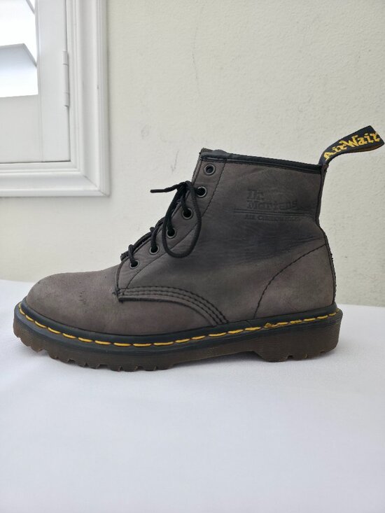 Dr. Martens Other - Vintage Dr. Martens 6-Eye Gray Leather Lace-Up Boots Made In England UK6/7M/8W